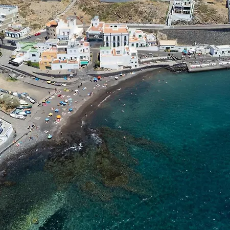 Апартаменты Home2book Design & Breathtaking Sea Views El Poris *